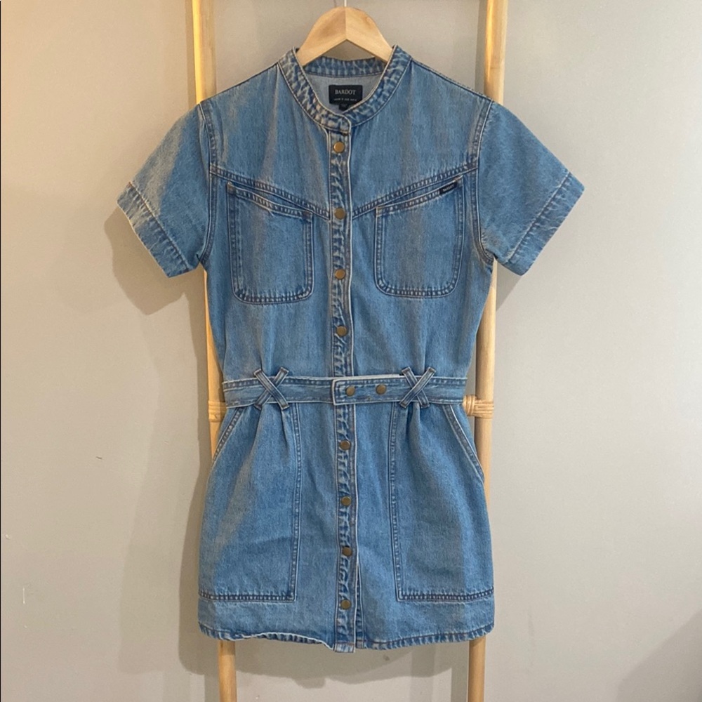 Bardot Denim Casual Mini Dress with Short Sleeves and Mandarin collar